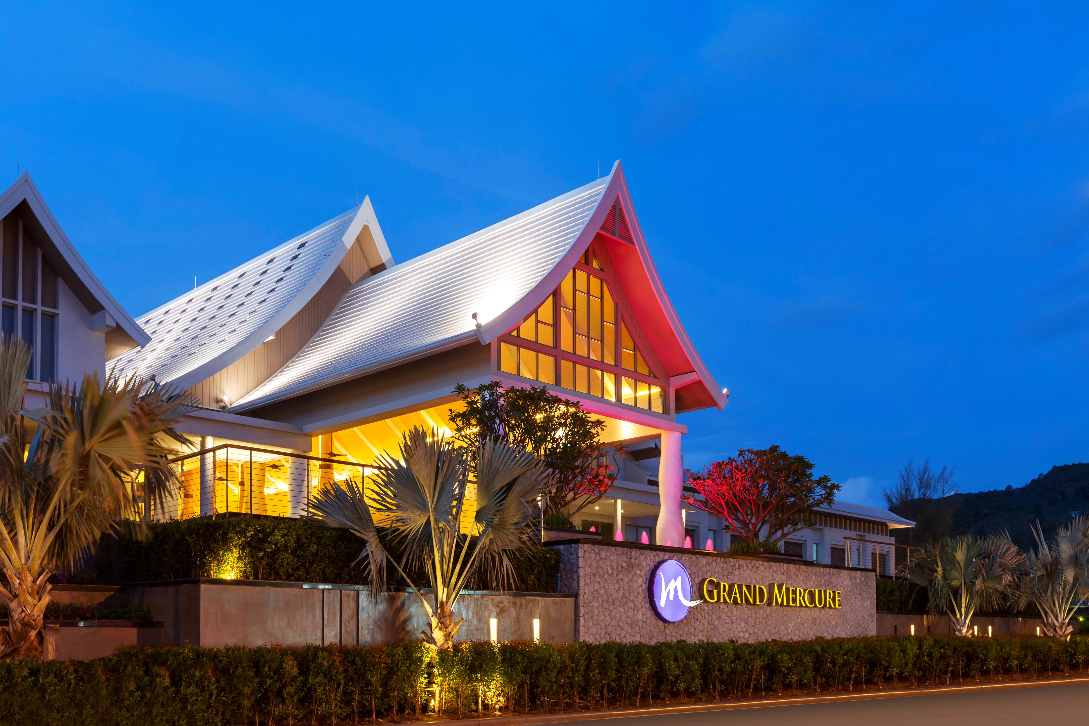 Grand Mercure Phuket Patong Εξωτερικό φωτογραφία Grand Mercure Phuket Resort