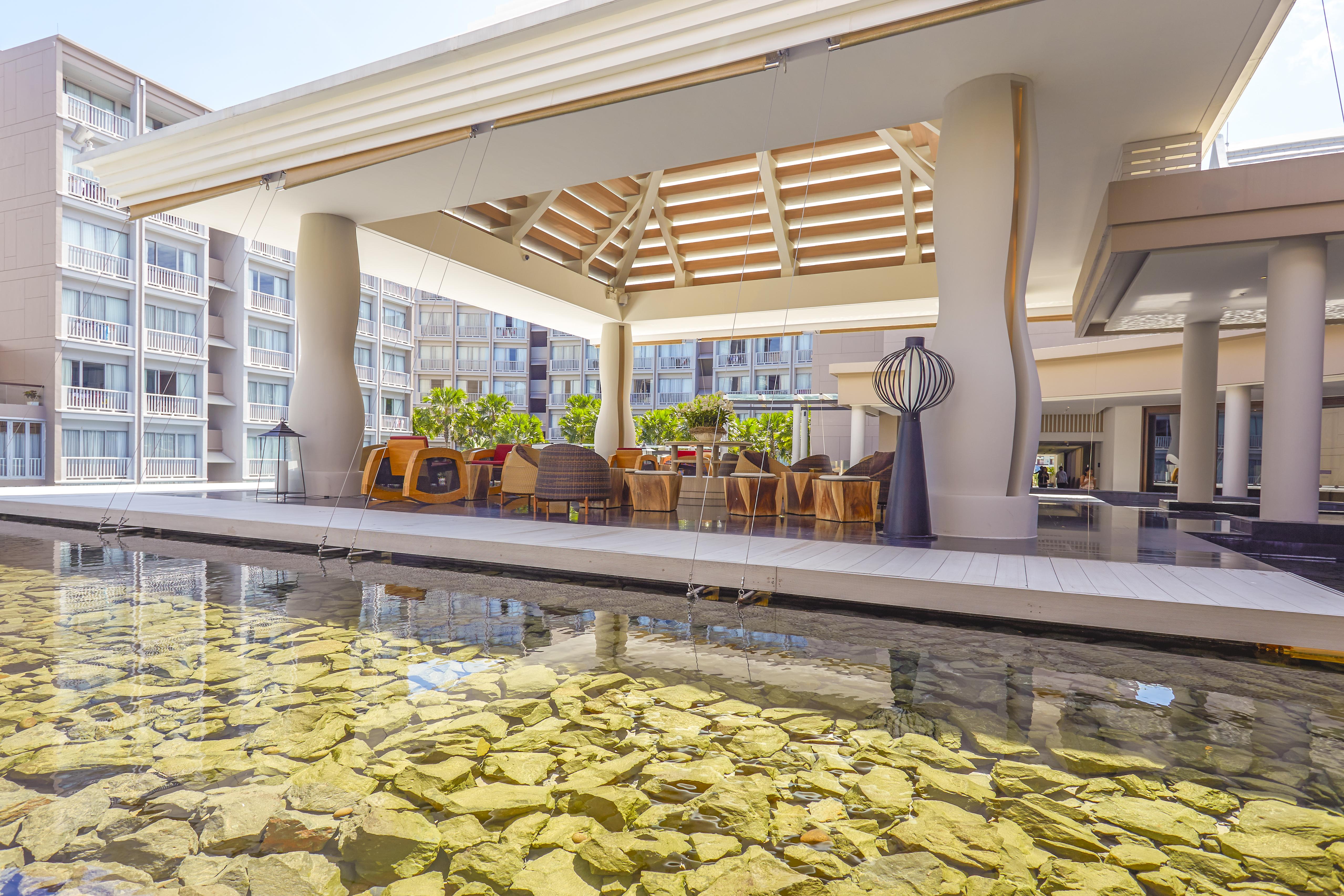 Grand Mercure Phuket Patong Εξωτερικό φωτογραφία The lobby of the hotel