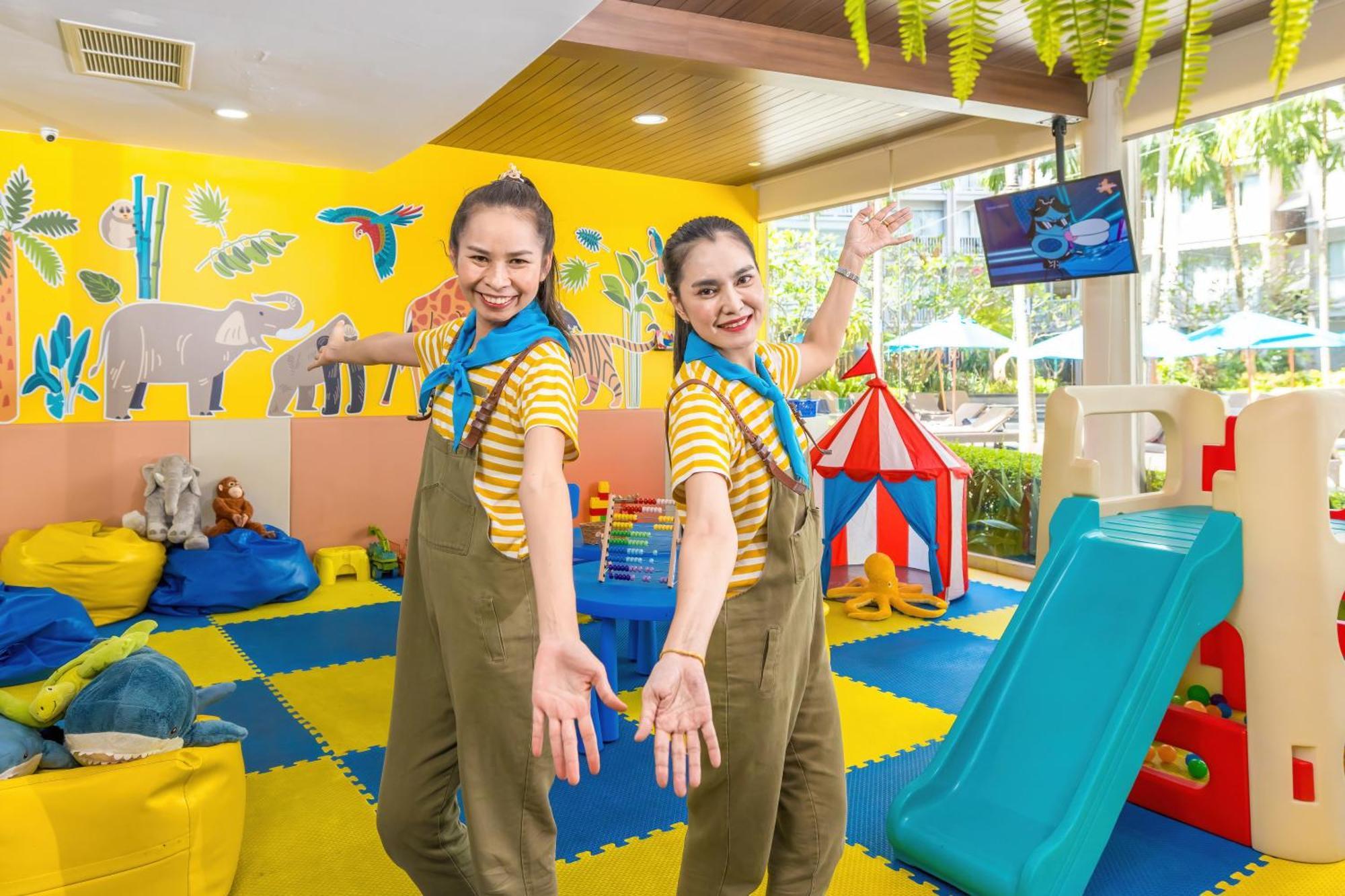 Grand Mercure Phuket Patong Εξωτερικό φωτογραφία The children's club at the Royal Paradise Hotel & Spa